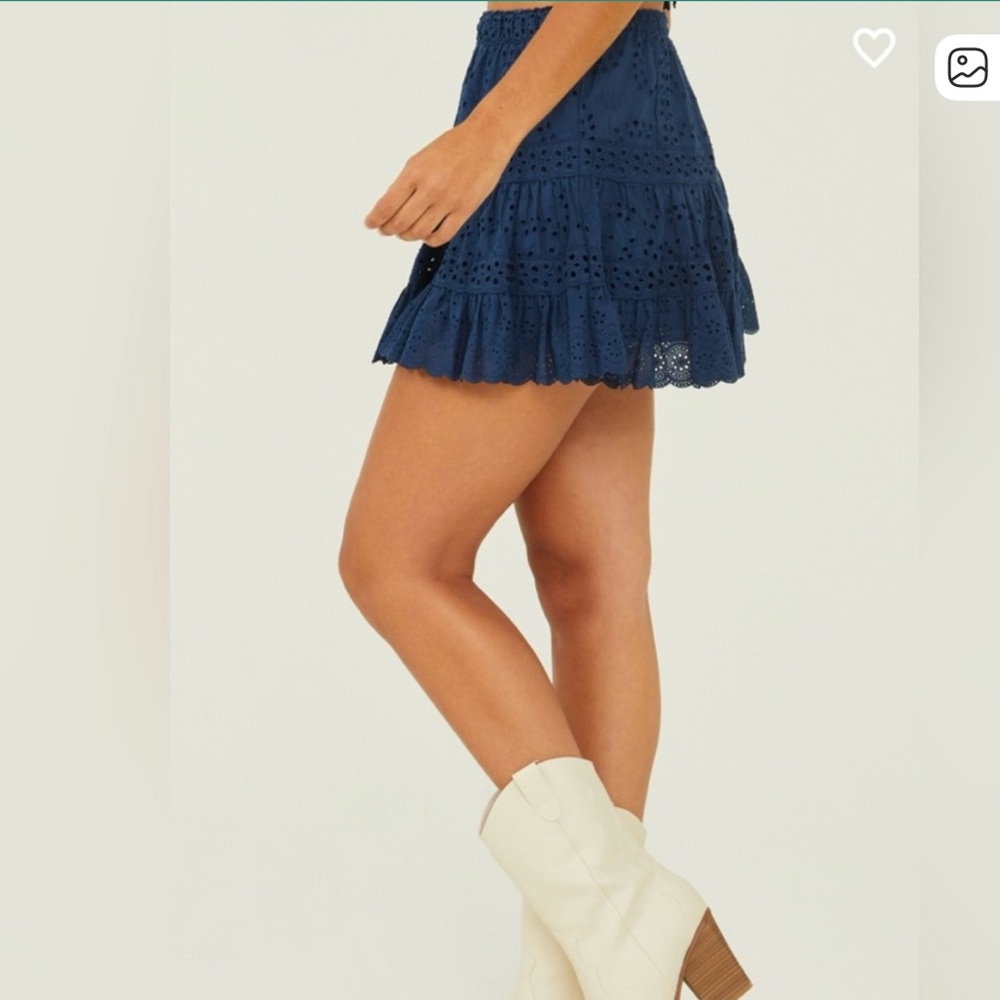 Eyelet navy mini skirt